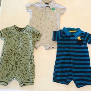 Baby one-piece rompers 💙💚💙